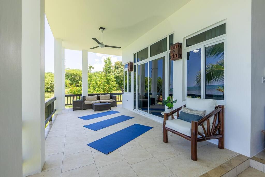 Ivy'S Cove Beach Side Condo - Luxury Villa Whitehouse Zewnętrze zdjęcie